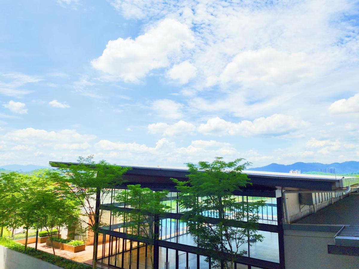 Klia Lili Residensi 5 Plus 2 Pax With Splendid Pool Nilai Kültér fotó