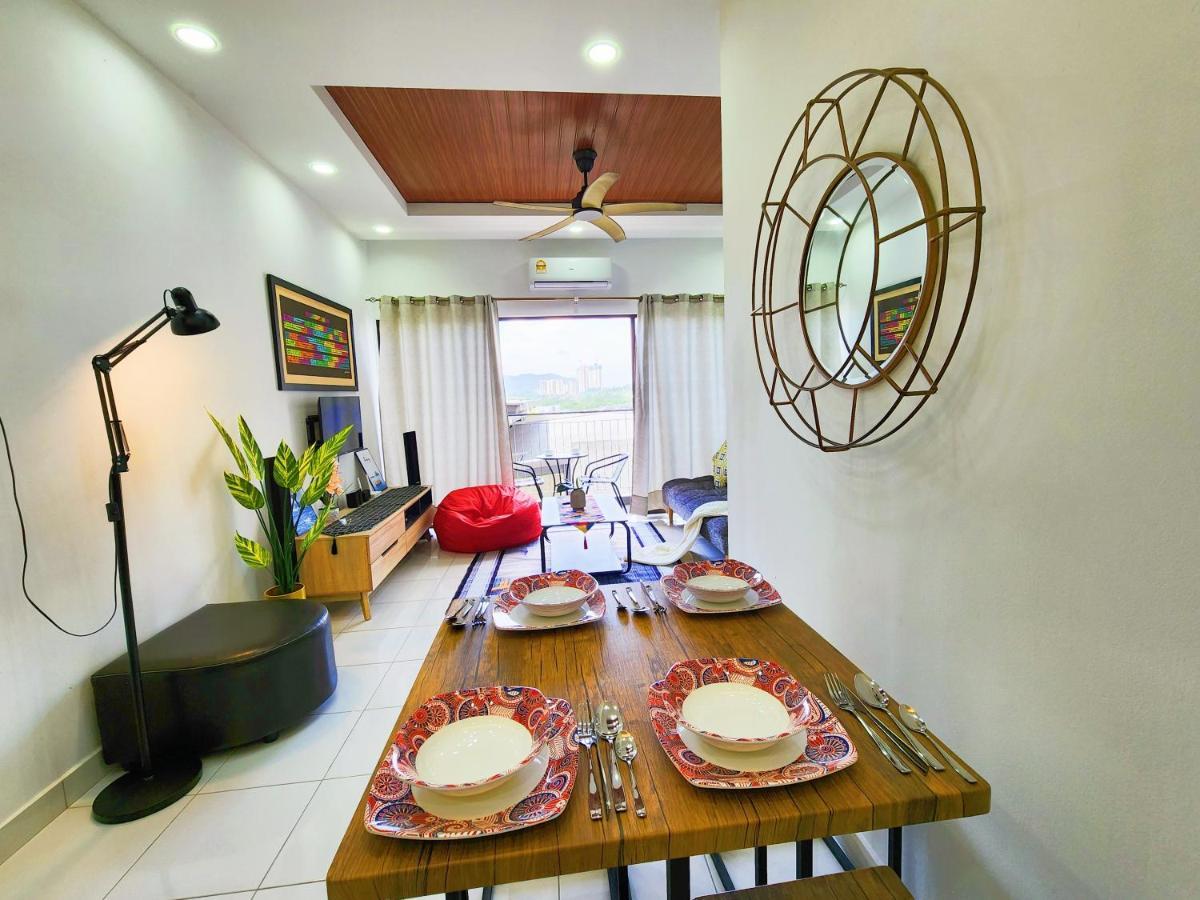 Klia Lili Residensi 5 Plus 2 Pax With Splendid Pool Nilai Kültér fotó